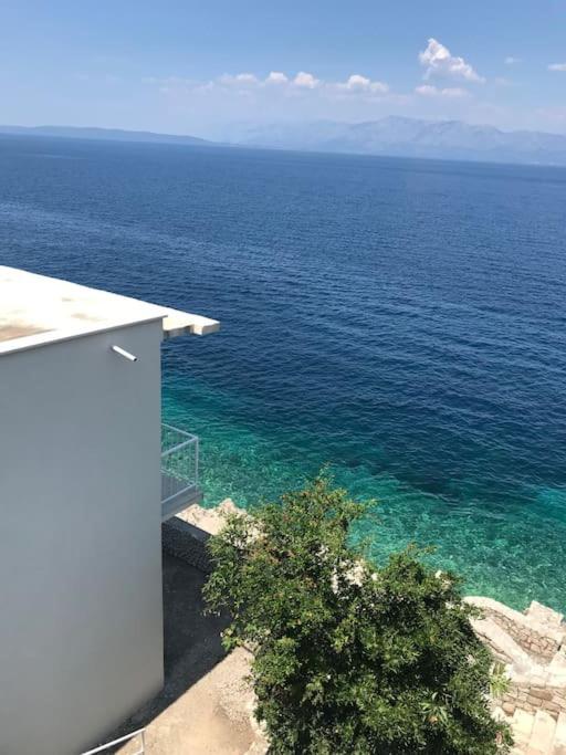 Seafront Vacation 