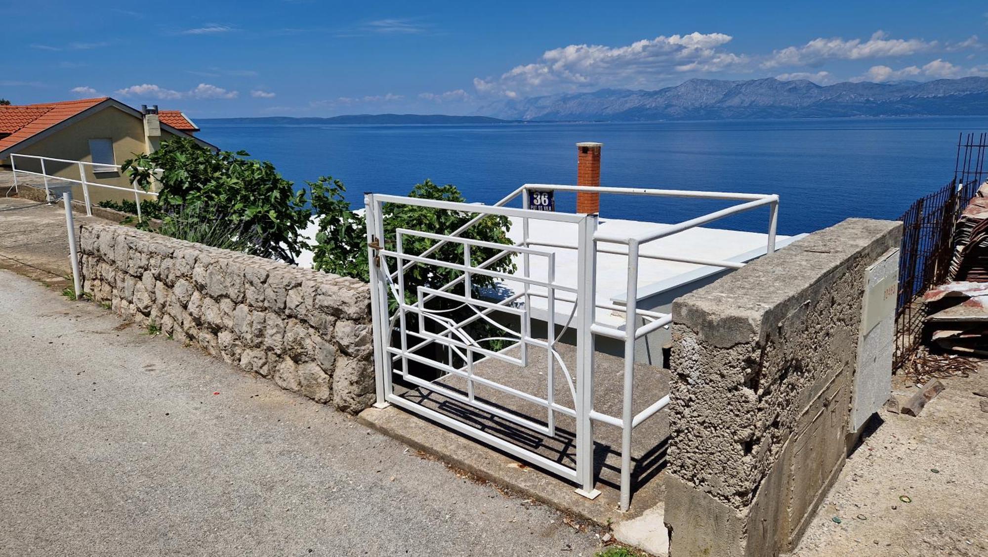 Seafront Vacation 